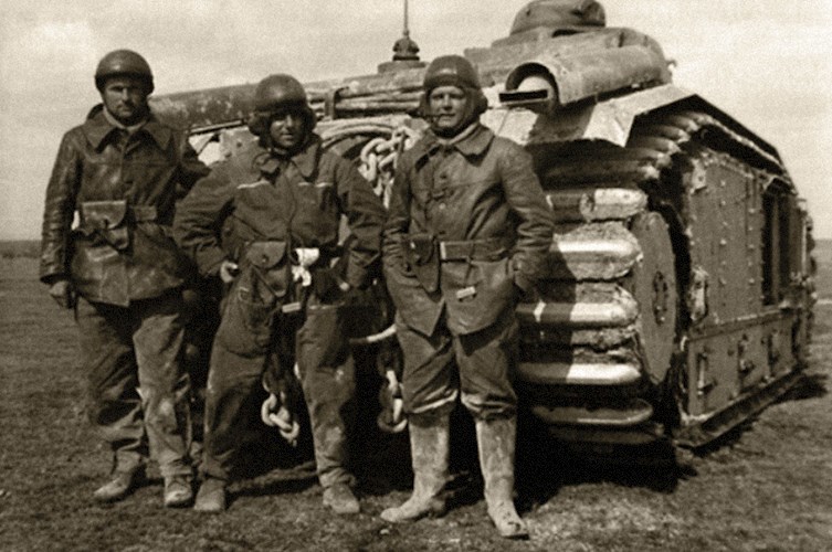 Три танкиста... остальные репрессированы...