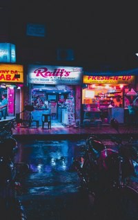 Магазинчик в конце улицы