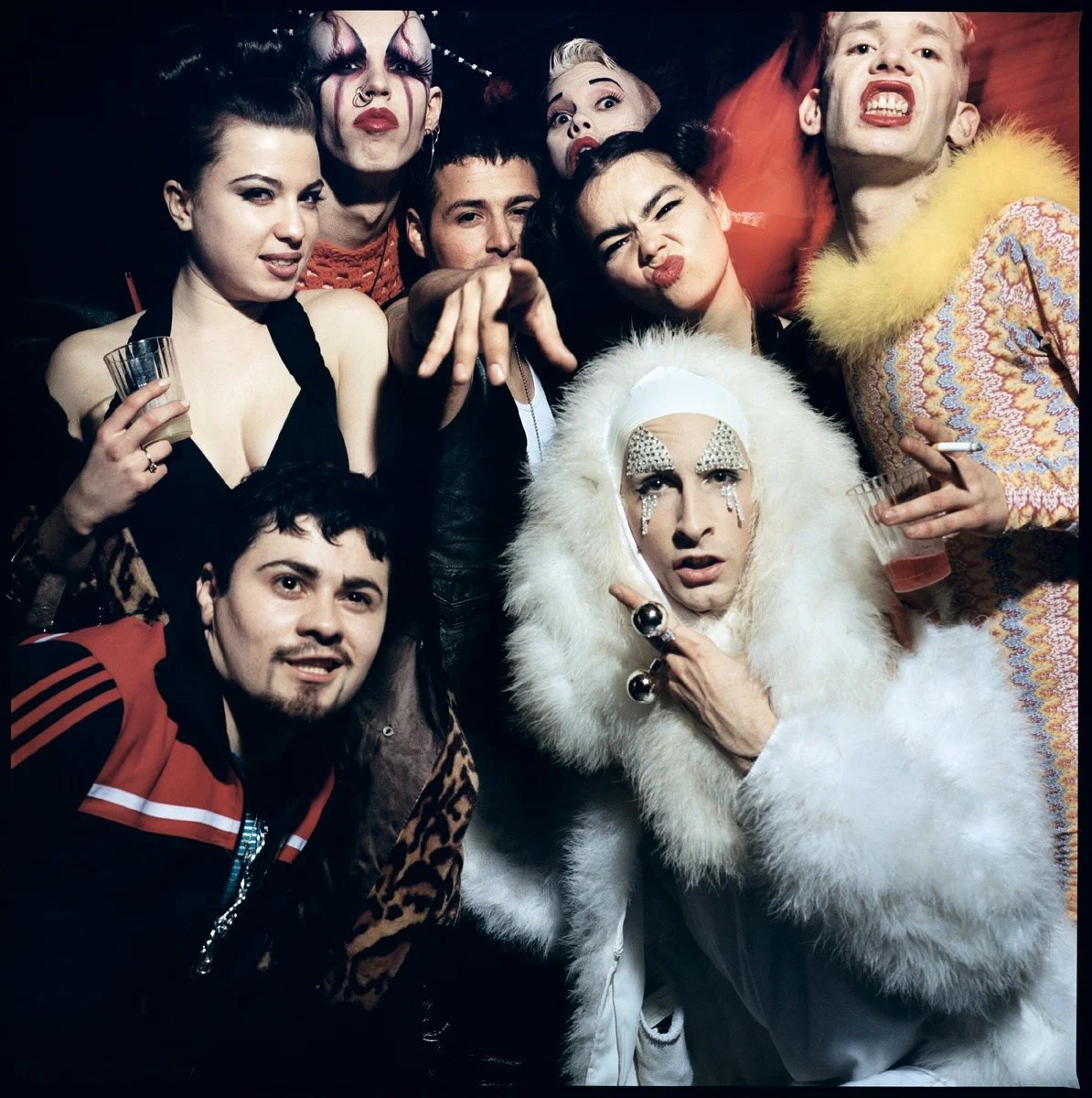 Club Kids. Начало клубного безумия или кровавая дискобаня.