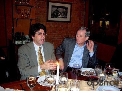 Бухали два разведчика