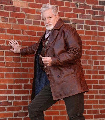 Персонаж Маринетт Мортем: Оливер Реншоу Детектив-Инспектор Скотленд-Ярда