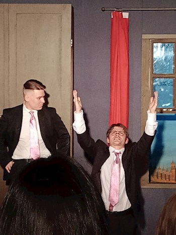 Комедия положений 13 номер Рэй Куни