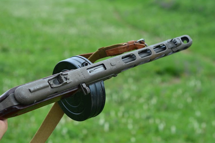 Кровь и крапива