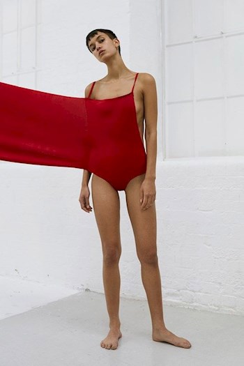 Выпрыгнуть наружу из штанов