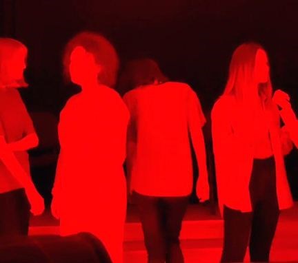 Деперсонализация - Этюд &#171;Меня здесь нет&#187; режиссера и актрисы Маринетт Мортем