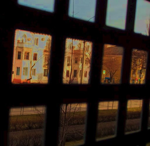 Свет что тянется во мрак