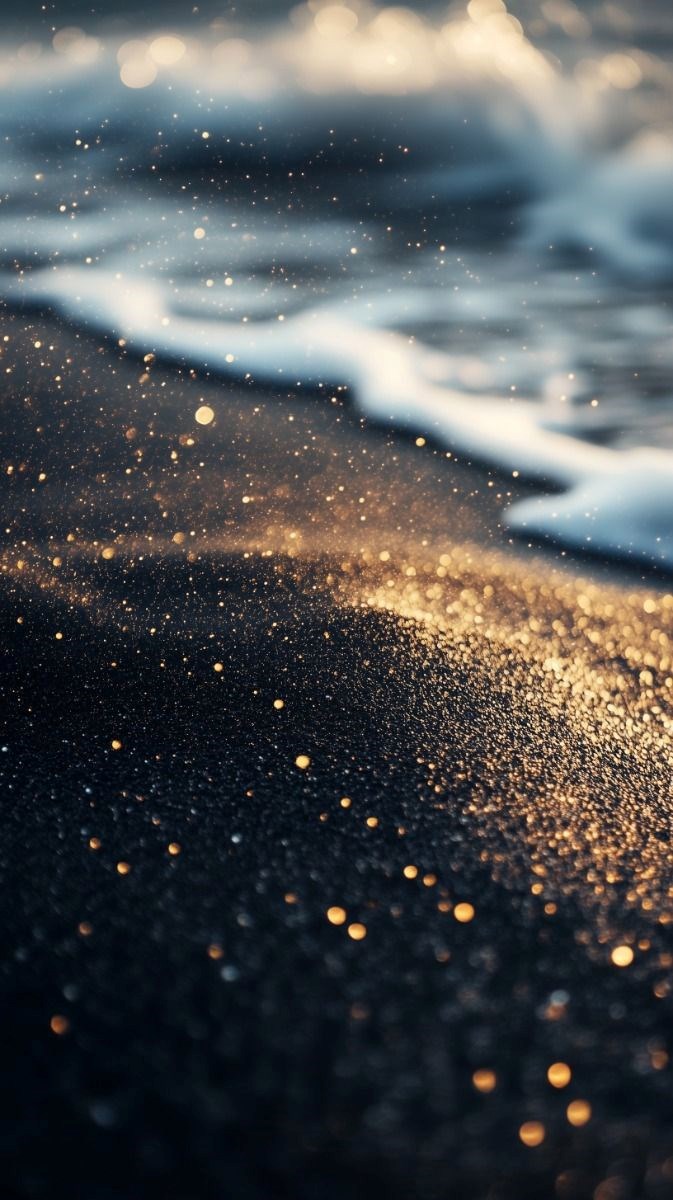 На прибрежном песке